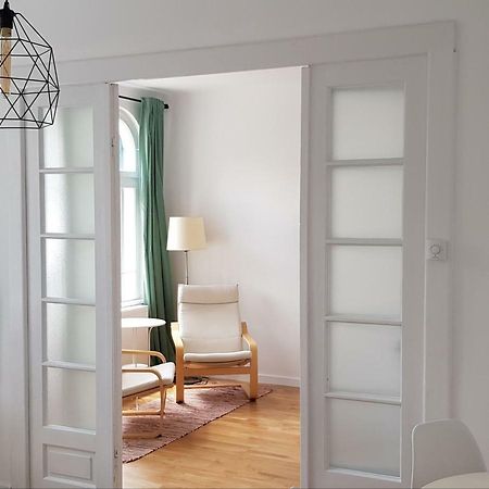 Апартаменты Old Town Apartament Тырговиште Экстерьер фото