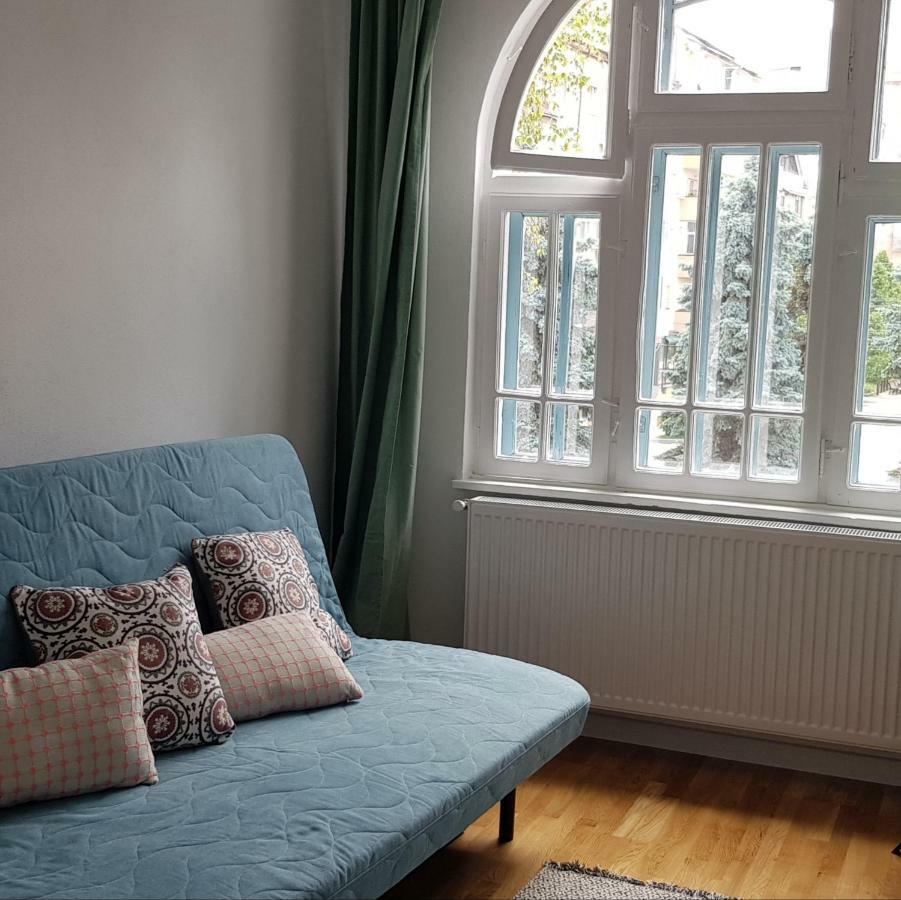 Апартаменты Old Town Apartament Тырговиште Экстерьер фото